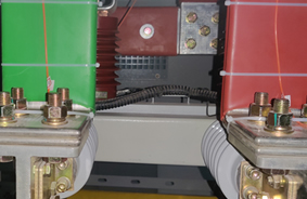 水電站高壓開(kai)關櫃熒光光縴溫度監測裝置